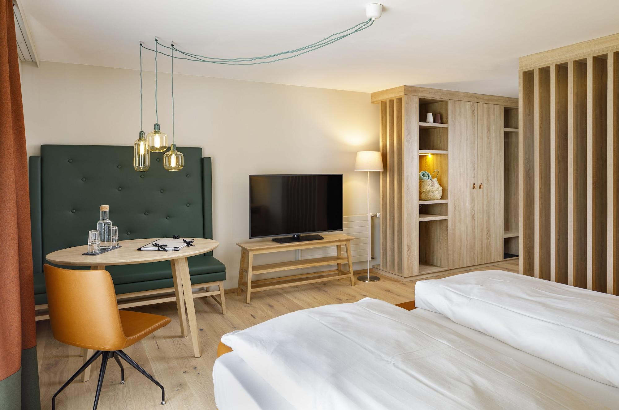 Hotel Hirschen 4*